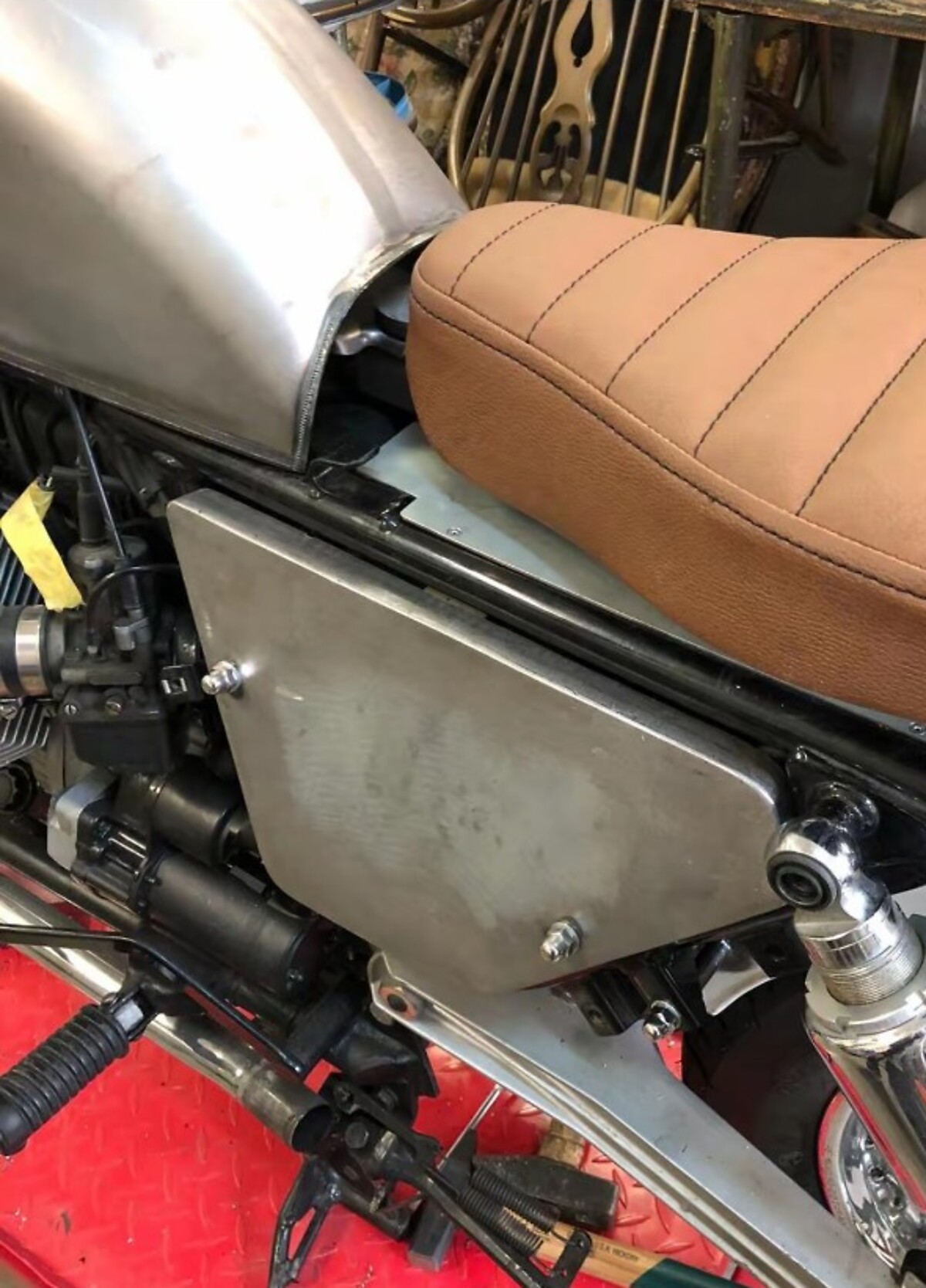Pièce métallique sur mesure réalisée pour une moto